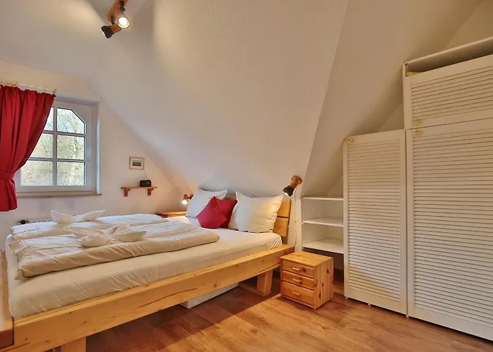 Am Rosenhain 23 Am Rosenhain 23 05 * Timmendorfer Strand